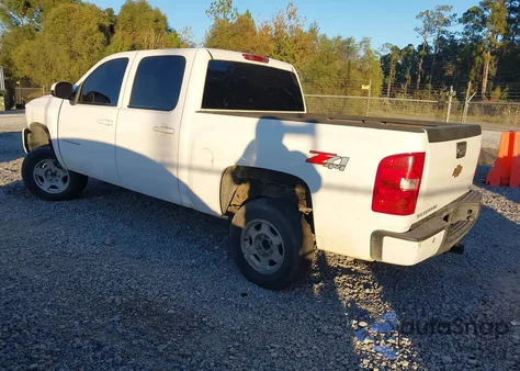 2013 Chevrolet Silverado 1500 Ltz from USA, damaged, VIN 3GCPKTE74DG289806